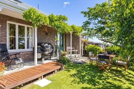 Photo of property in 22 Ravensdale Rise, Westmorland, Christchurch, 8025