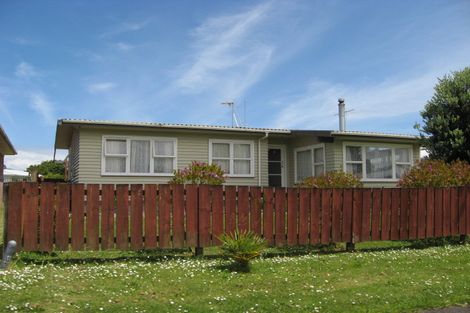 Photo of property in 12 Kambalda Street, Mangere Bridge, Auckland, 2022
