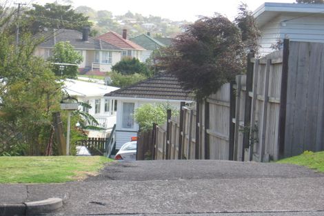 Photo of property in 2/33 Barbary Avenue, Kelston, Auckland, 0602