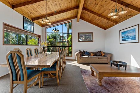 Photo of property in 34 Motutara Road, Muriwai, Waimauku, 0881