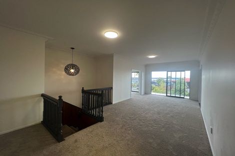 Photo of property in 12 Flagstaff Place, Massey, Auckland, 0614