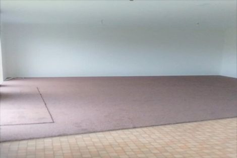 Photo of property in 2/48 Greenpark Road, Penrose, Auckland, 1061