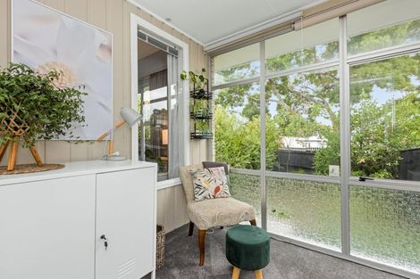 Photo of property in 1a Everest Avenue, Havelock North, 4130