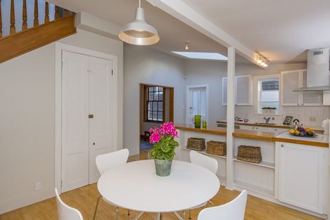 Photo of property in 7 Cottleville Terrace, Thorndon, Wellington, 6011