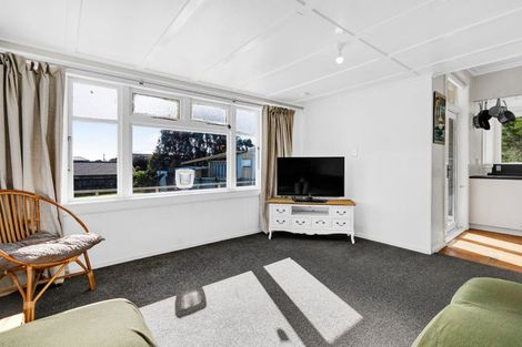Photo of property in 452 Saint Aubyn Street, Moturoa, New Plymouth, 4310