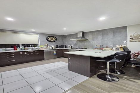 Photo of property in 9 Marengo Parkway, Takanini, 2112