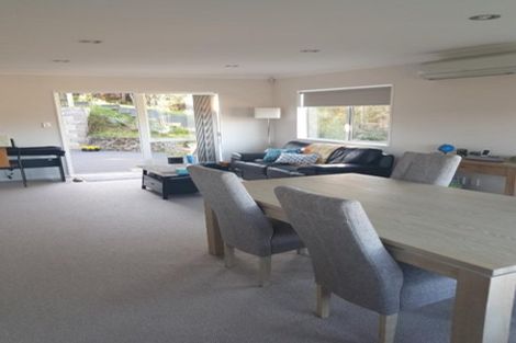 Photo of property in 28 Cosgrove Rise, Riverstone Terraces, Upper Hutt, 5018
