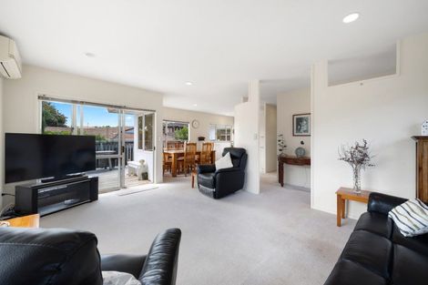 Photo of property in 2/138 Whitford Road, Somerville, Auckland, 2014