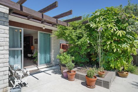 Photo of property in 2/9 Larkhill Place, Russley, Christchurch, 8042