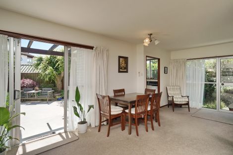 Photo of property in 2/9 Larkhill Place, Russley, Christchurch, 8042