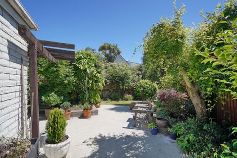 Photo of property in 2/9 Larkhill Place, Russley, Christchurch, 8042