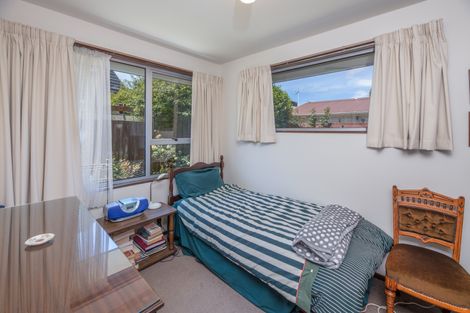 Photo of property in 2/9 Larkhill Place, Russley, Christchurch, 8042