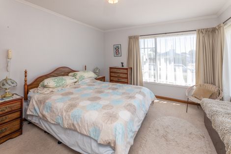 Photo of property in 4 Fenhall Street, Russley, Christchurch, 8042