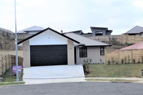 Photo of property in 11 Frederick Place, Whalers Gate, New Plymouth, 4310