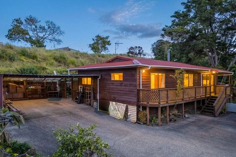 Photo of property in 1/76 Chilcott Road, Henderson, Auckland, 0612