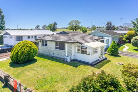 Photo of property in 1a Millar Place, Nawton, Hamilton, 3200