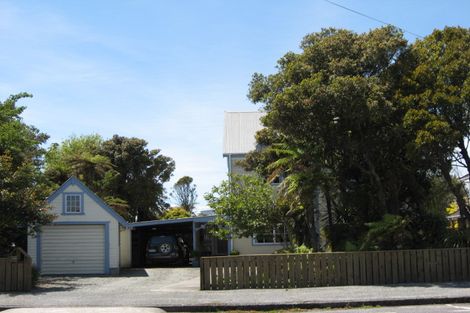 Photo of property in 55 Queen Street, Westport, 7825