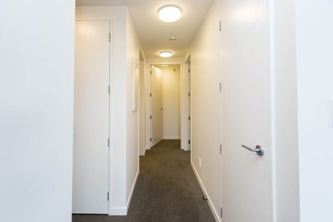 Photo of property in 4/69 Tiketike Way, Brooklyn, Wellington, 6021