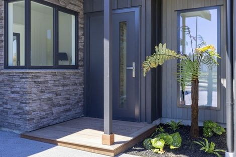 Photo of property in 47 Seven Oaks Drive, Kinloch, Taupo, 3377