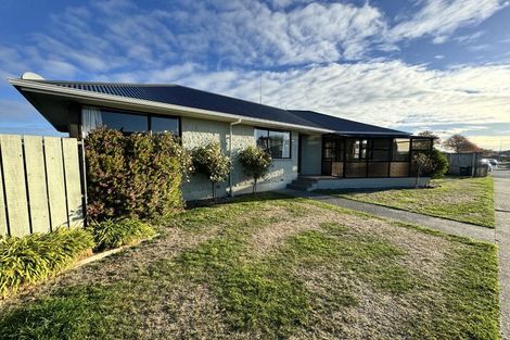 Photo of property in 11 Whelan Place, Hei Hei, Christchurch, 8042