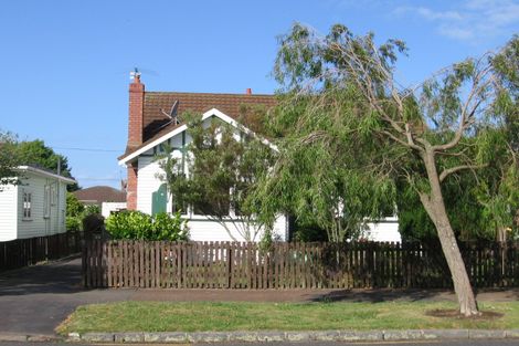 Photo of property in 29 Neville Street, Point Chevalier, Auckland, 1022