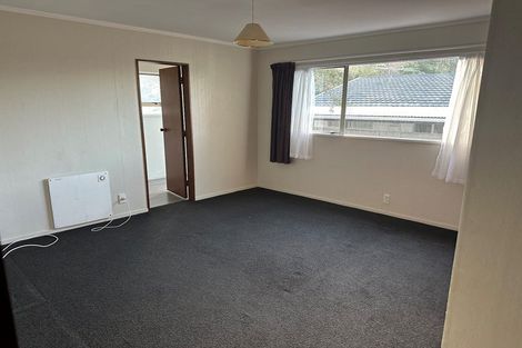 Photo of property in 48 Fyvie Avenue, Tawa, Wellington, 5028