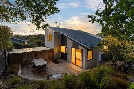 Photo of property in 2/4 Catrina Avenue, Birkenhead, Auckland, 0626