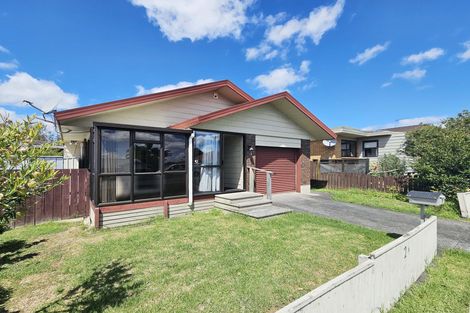 Photo of property in 2a Duke Street, Papakura, 2110