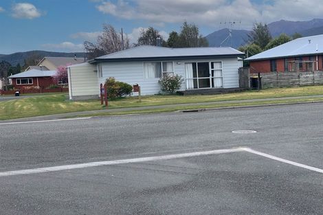 Photo of property in 14 Pop Andrew Drive, Te Anau, 9600