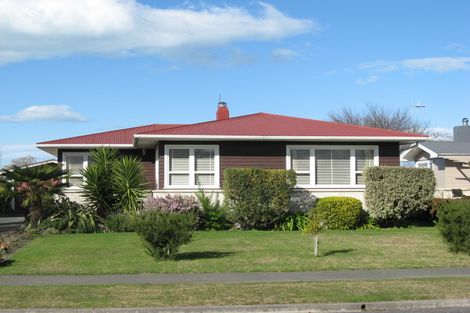 Photo of property in 83 Clarence Cox Crescent, Pirimai, Napier, 4112