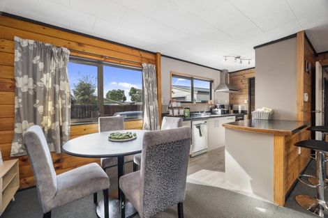 Photo of property in 8b Dawson Drive, Ngongotaha, Rotorua, 3010