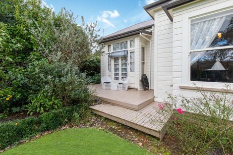 Photo of property in 30 Camberwell Road, Hawera, 4610