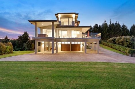 Photo of property in 55 Pinetone Road, Kumeu, 0892