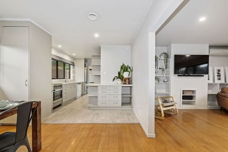 Photo of property in 21 Johnston Crescent, Hillcrest, Rotorua, 3015