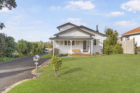 Photo of property in 1/49 Sale Street, Cockle Bay, Auckland, 2014