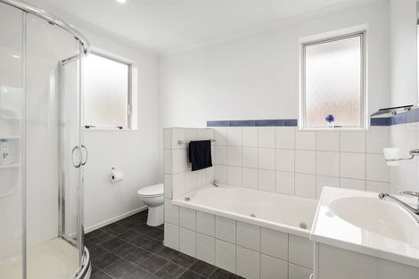 Photo of property in 5 Caesars Place, Churton Park, Wellington, 6037