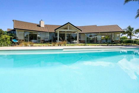 Photo of property in 45 Waitotara Drive, Waipapa, 0230