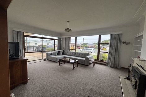 Photo of property in 7 Brown Street, Gore, 9710