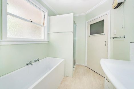 Photo of property in 39 High Street, Southbridge, 7602