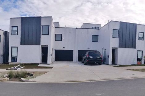 Photo of property in 28 Waihou Crescent, Albany Heights, Auckland, 0632