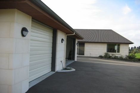 Photo of property in 77 Ribbonwood Road, Geraldine Downs, Geraldine, 7991