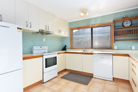 Photo of property in 2/4 Miriam Corban Heights, Henderson, Auckland, 0612