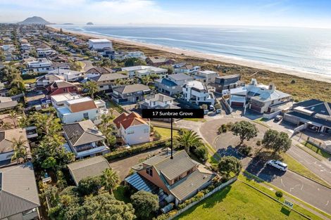 Photo of property in 17 Sunbrae Grove, Mount Maunganui, 3116