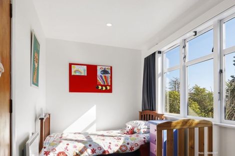 Photo of property in 119 Nevay Road, Miramar, Wellington, 6022