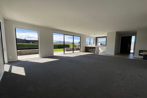 Photo of property in 2 Nancy Lane, Wanaka, 9305