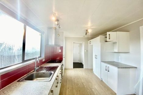 Photo of property in 15 Mon Desir Place, Manurewa, Auckland, 2102