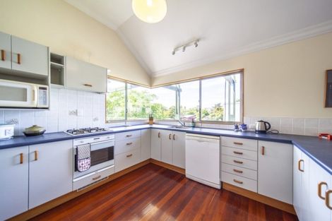 Photo of property in 71 Napier Terrace, Hospital Hill, Napier, 4110