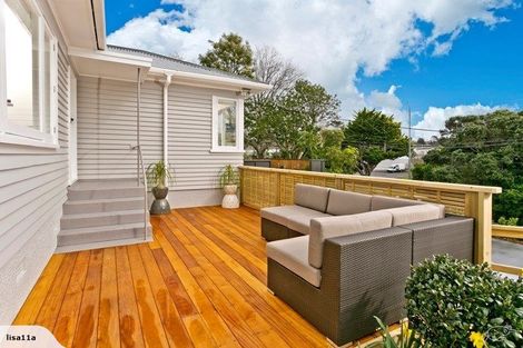 Photo of property in 43 Lake Road, Devonport, Auckland, 0624