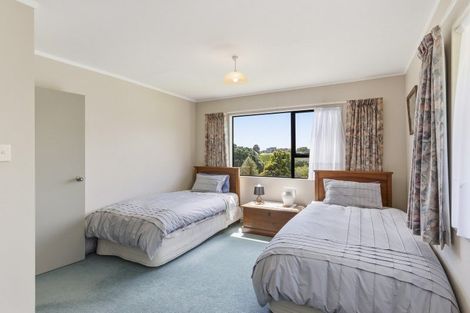 Photo of property in 2 Sunset Terrace, Waikanae Beach, Waikanae, 5036