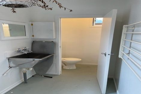 Photo of property in 2/22 Amaru Road, One Tree Hill, Auckland, 1061